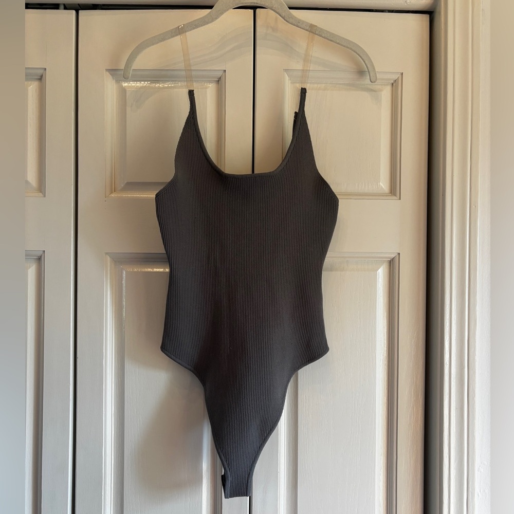 Missguided Petite, Gray Ribbed clear strap body suit, P10-12